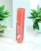 Load image into Gallery viewer, Matte Lipgloss