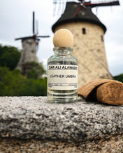 Load image into Gallery viewer, Leather Umbra (Ombré Leather) - Unisex
