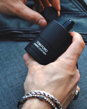 Load image into Gallery viewer, Leather Umbra (Ombré Leather) - Unisex
