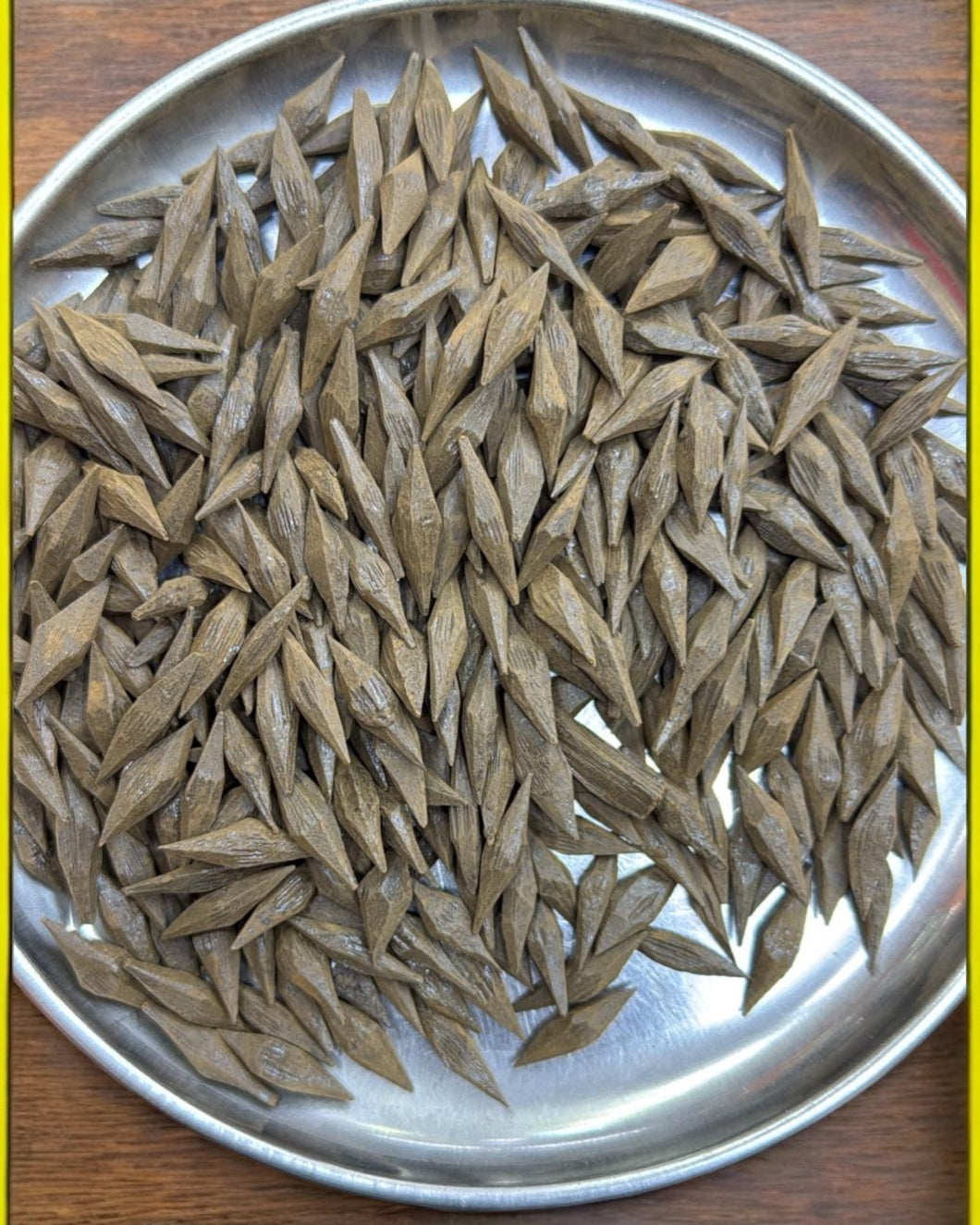 Indonesian Agarwood - العود الاندونيسي المحسن