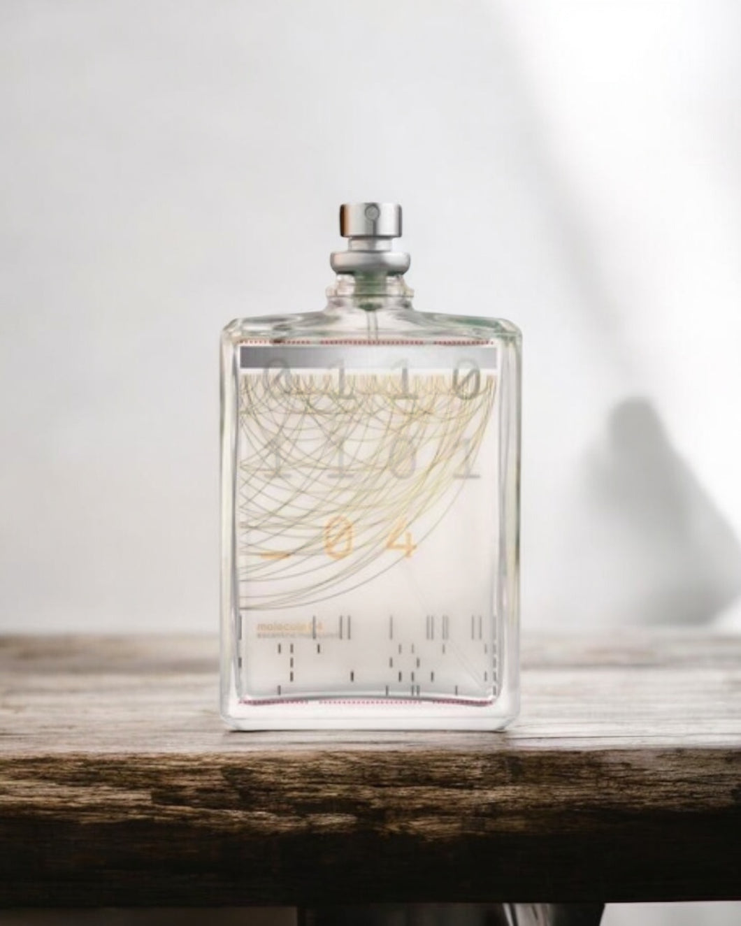 Molecule 04 - Unisex