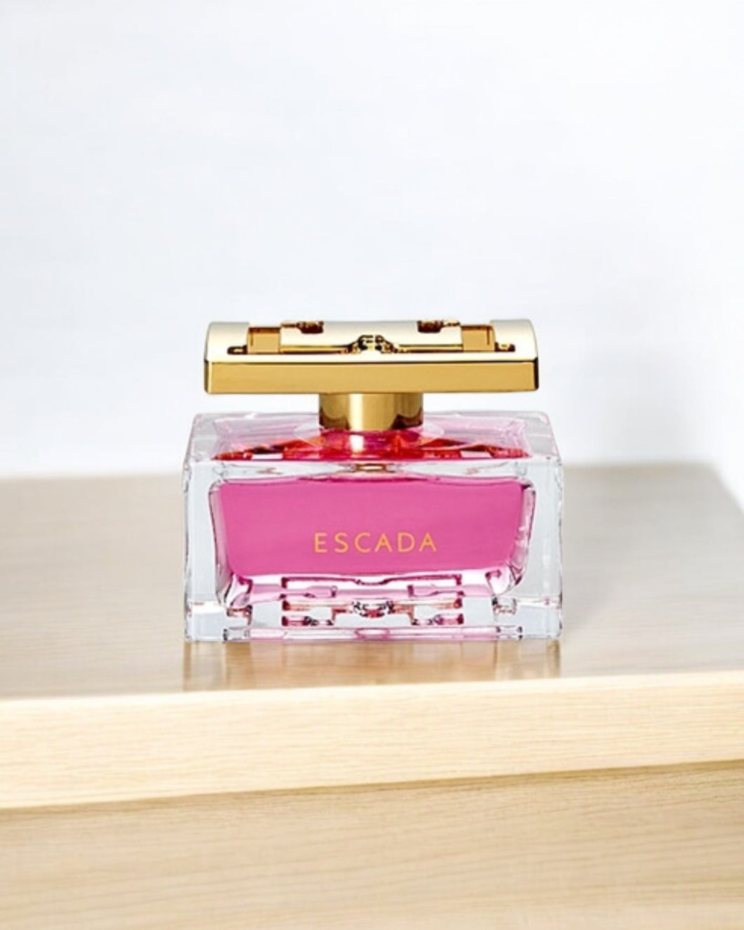 Especially Escada - Women