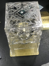 Load image into Gallery viewer, مدخن مع غطاء للفحم
